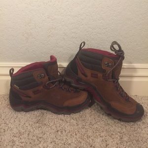 Keen Laurel Waterproof Mid Hiking Boots